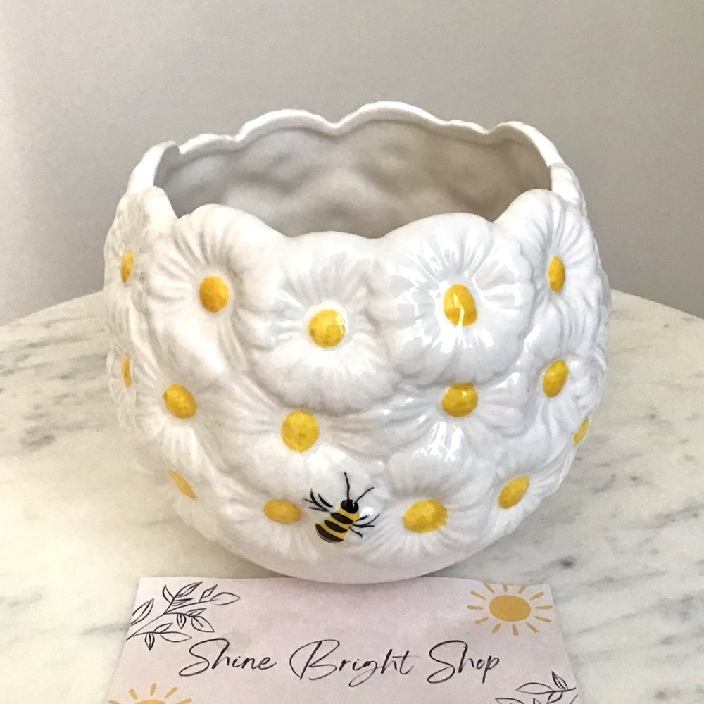 Anthropologie Flower Pot Vase Planter Handpainted Stoneware Daisy New With Tag - Picture 3 of 7